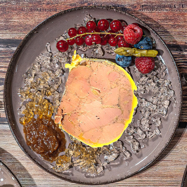 Foie gras de canard au Porto blanc et Cognac fabrication traiteur (la tranche)