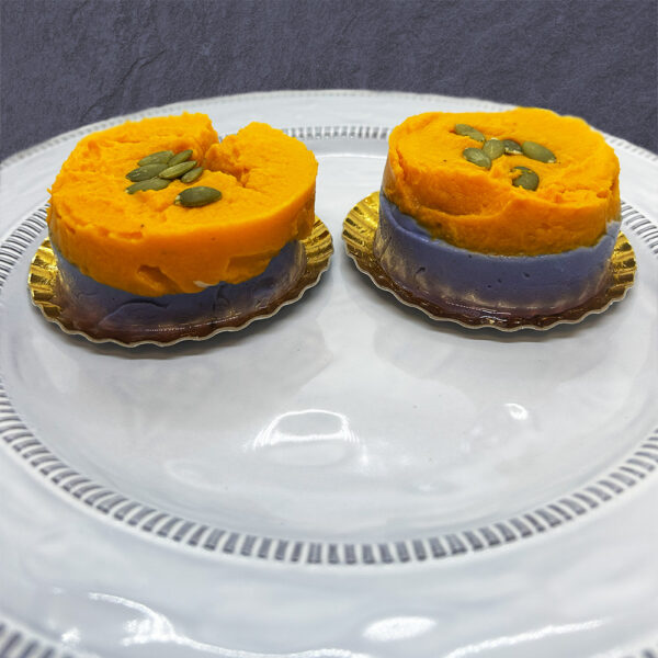 Ecrasé de pomme de terre vitelotte et velouté de potimarron